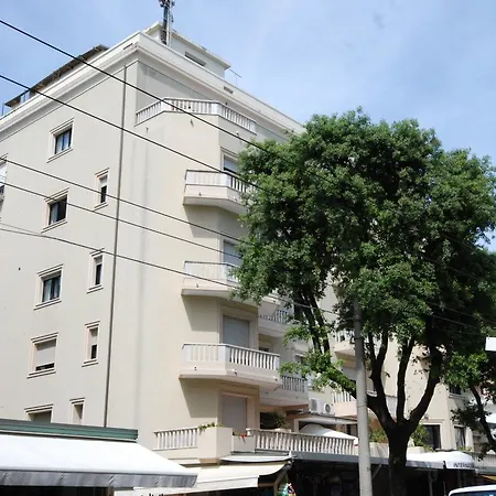 Locazione Turistica Internazionale.4 Apartment Rimini