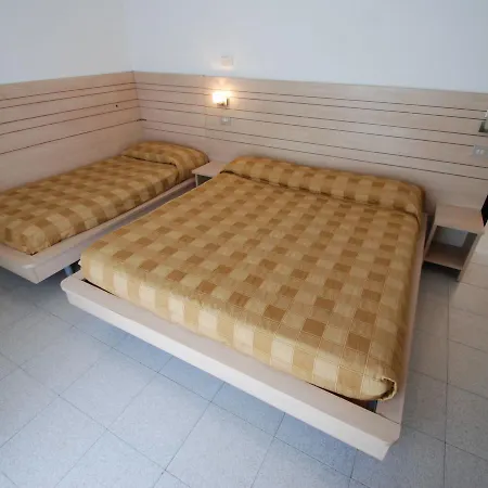 Apartman Locazione Turistica Internazionale.4 *